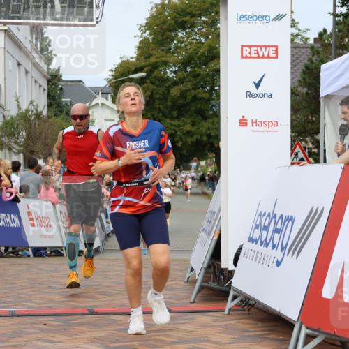 31.08.2025 - 21. Blankeneser Heldenlauf Strokosch-Dieckow http://msf.ph/oto/8691178 31.08.2025 10:26:13 Ziel 2736, 2777, 2046, 2671, 2564, 2447 meine-sportfotos.de