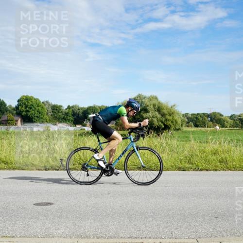 31.08.2025 - Elbe Triathlon Hamburg Michael Burmester http://msf.ph/oto/8691186 31.08.2025 09:56:04 Radfahren 255, 445, 499, 522, 523, 536, 601, 678, 692, 829, 830, 853 meine-sportfotos.de