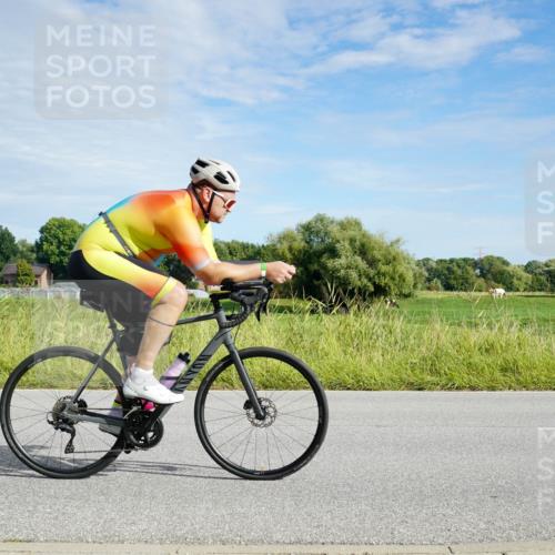 31.08.2025 - Elbe Triathlon Hamburg Michael Burmester http://msf.ph/oto/8691193 31.08.2025 09:56:08 Radfahren 255, 445, 499, 500, 522, 523, 536, 590, 601, 650, 775, 830, 840, 853 meine-sportfotos.de