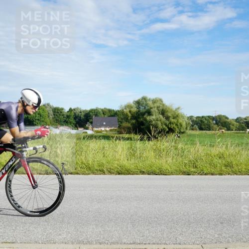 31.08.2025 - Elbe Triathlon Hamburg Michael Burmester http://msf.ph/oto/8691211 31.08.2025 09:56:24 Radfahren 550, 774 meine-sportfotos.de