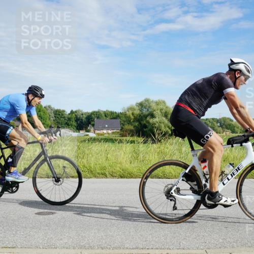 31.08.2025 - Elbe Triathlon Hamburg Michael Burmester http://msf.ph/oto/8691225 31.08.2025 09:56:33 Radfahren 395, 673, 748, 848, 886, 929 meine-sportfotos.de