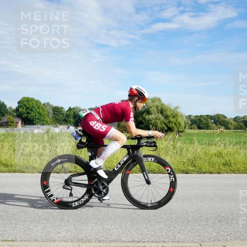 31.08.2025 - Elbe Triathlon Hamburg Michael Burmester http://msf.ph/oto/8691233 31.08.2025 09:56:41 Radfahren 602, 711, 715, 815, 893 meine-sportfotos.de