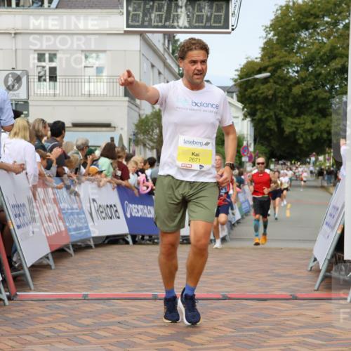 31.08.2025 - 21. Blankeneser Heldenlauf Strokosch-Dieckow http://msf.ph/oto/8691268 31.08.2025 10:26:10 Ziel 2736, 2777, 2046, 2671, 2564, 2447, 2119, 2118 meine-sportfotos.de