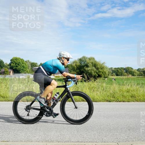 31.08.2025 - Elbe Triathlon Hamburg Michael Burmester http://msf.ph/oto/8691275 31.08.2025 09:57:46 Radfahren 302, 679, 821 meine-sportfotos.de
