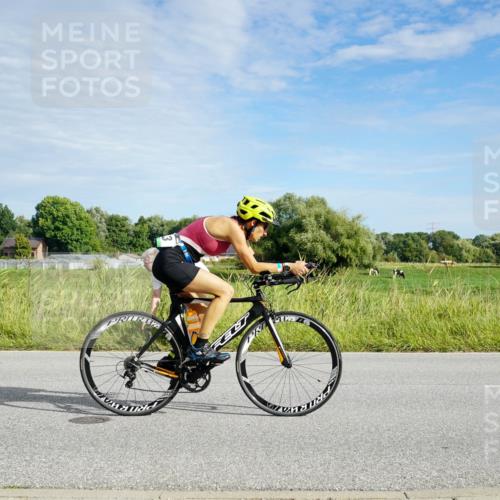 31.08.2025 - Elbe Triathlon Hamburg Michael Burmester http://msf.ph/oto/8691312 31.08.2025 09:58:16 Radfahren 833, 866, 877 meine-sportfotos.de