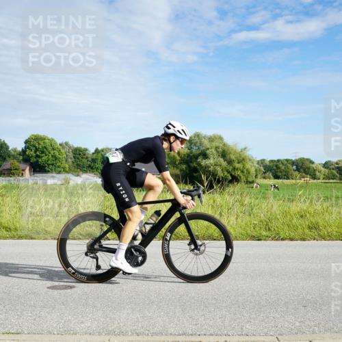 31.08.2025 - Elbe Triathlon Hamburg Michael Burmester http://msf.ph/oto/8691314 31.08.2025 09:58:24 Radfahren 519, 623, 709, 837, 866, 913 meine-sportfotos.de