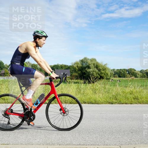 31.08.2025 - Elbe Triathlon Hamburg Michael Burmester http://msf.ph/oto/8691326 31.08.2025 09:58:41 Radfahren 388, 406, 770 meine-sportfotos.de