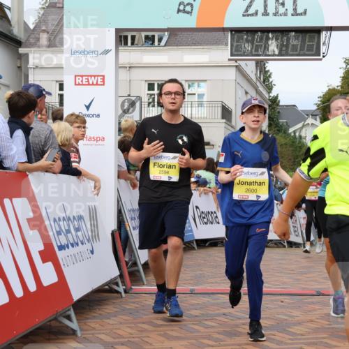31.08.2025 - 21. Blankeneser Heldenlauf Strokosch-Dieckow http://msf.ph/oto/8691328 31.08.2025 10:30:56 Ziel 2594, 2376, 2209, 2136, 2168, 2600, 2206, 2309, 2310 meine-sportfotos.de