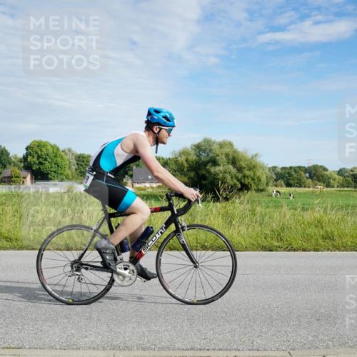 31.08.2025 - Elbe Triathlon Hamburg Michael Burmester http://msf.ph/oto/8691352 31.08.2025 09:59:28 Radfahren 694, 773, 881, 923, 928 meine-sportfotos.de