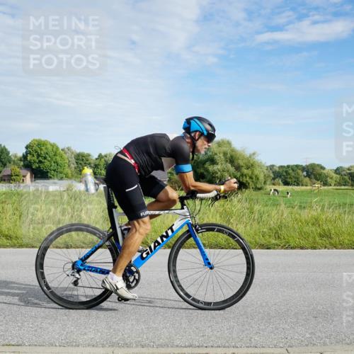 31.08.2025 - Elbe Triathlon Hamburg Michael Burmester http://msf.ph/oto/8691354 31.08.2025 09:59:29 Radfahren 694, 773, 864, 881, 923, 928 meine-sportfotos.de