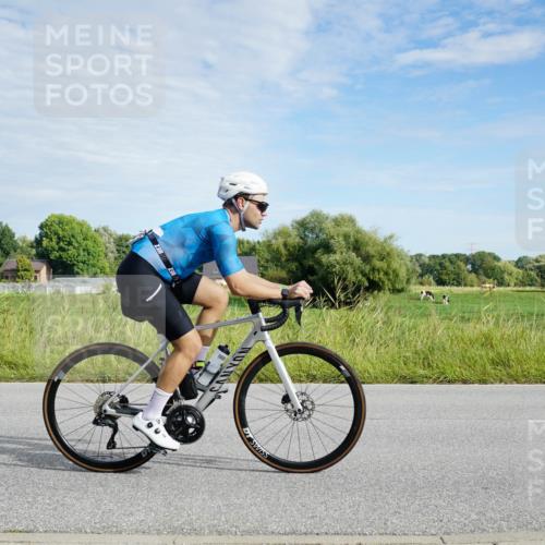 31.08.2025 - Elbe Triathlon Hamburg Michael Burmester http://msf.ph/oto/8691360 31.08.2025 09:59:36 Radfahren 438, 489, 607, 610, 617, 622, 681, 694, 864 meine-sportfotos.de