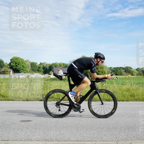 31.08.2025 - Elbe Triathlon Hamburg Michael Burmester http://msf.ph/oto/8691373 31.08.2025 09:59:55 Radfahren 455, 494, 527, 756, 787 meine-sportfotos.de