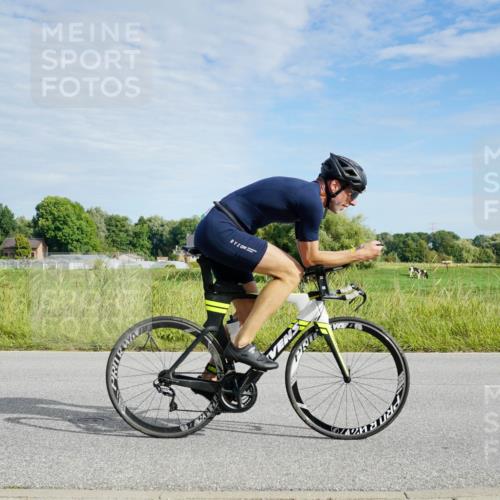 31.08.2025 - Elbe Triathlon Hamburg Michael Burmester http://msf.ph/oto/8691393 31.08.2025 10:00:22 Radfahren 589, 655, 729 meine-sportfotos.de