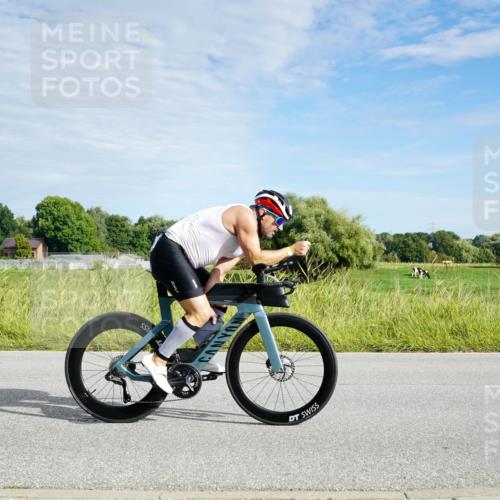 31.08.2025 - Elbe Triathlon Hamburg Michael Burmester http://msf.ph/oto/8691398 31.08.2025 10:00:33 Radfahren 526, 717, 740, 759 meine-sportfotos.de