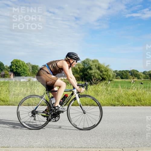 31.08.2025 - Elbe Triathlon Hamburg Michael Burmester http://msf.ph/oto/8691445 31.08.2025 10:02:07 Radfahren 394, 634, 656, 660, 859 meine-sportfotos.de