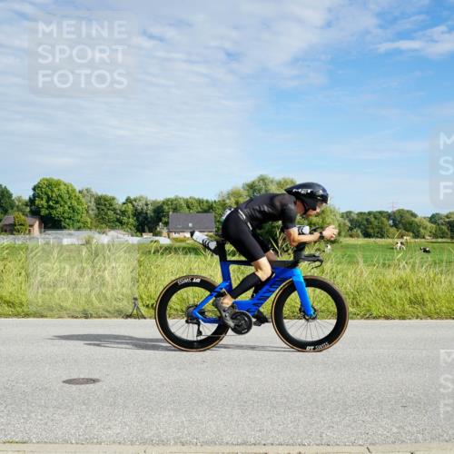 31.08.2025 - Elbe Triathlon Hamburg Michael Burmester http://msf.ph/oto/8691446 31.08.2025 10:02:08 Radfahren 394, 569, 634, 656, 660, 838, 859 meine-sportfotos.de
