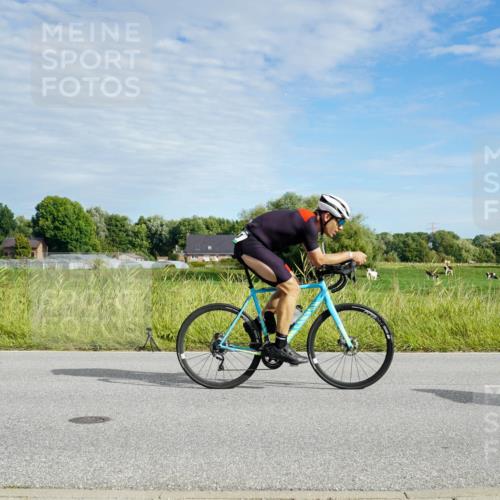 31.08.2025 - Elbe Triathlon Hamburg Michael Burmester http://msf.ph/oto/8691461 31.08.2025 10:02:46 Radfahren 599, 614, 803 meine-sportfotos.de
