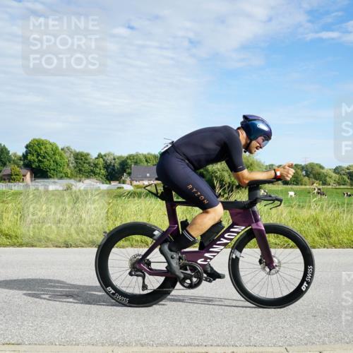 31.08.2025 - Elbe Triathlon Hamburg Michael Burmester http://msf.ph/oto/8691464 31.08.2025 10:02:54 Radfahren 428, 638, 682, 727, 739, 803, 912 meine-sportfotos.de