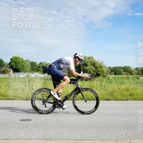 31.08.2025 - Elbe Triathlon Hamburg Michael Burmester http://msf.ph/oto/8691502 31.08.2025 10:03:43 Radfahren 547, 671, 695, 713, 728, 771, 778, 807 meine-sportfotos.de