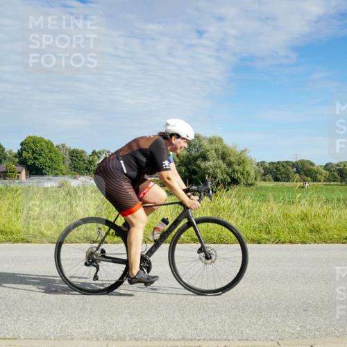 31.08.2025 - Elbe Triathlon Hamburg Michael Burmester http://msf.ph/oto/8691564 31.08.2025 10:06:03 Radfahren 762, 766, 854, 907 meine-sportfotos.de