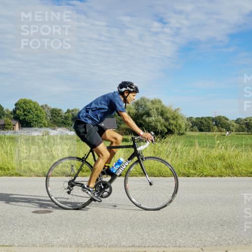 31.08.2025 - Elbe Triathlon Hamburg Michael Burmester http://msf.ph/oto/8691606 31.08.2025 10:07:26 Radfahren 454, 651, 753, 818, 847, 861 meine-sportfotos.de