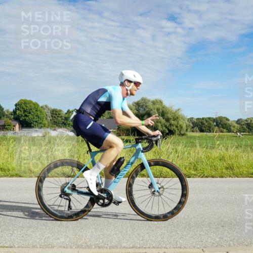 31.08.2025 - Elbe Triathlon Hamburg Michael Burmester http://msf.ph/oto/8691632 31.08.2025 10:08:24 Radfahren 472, 704, 741, 905, 922 meine-sportfotos.de