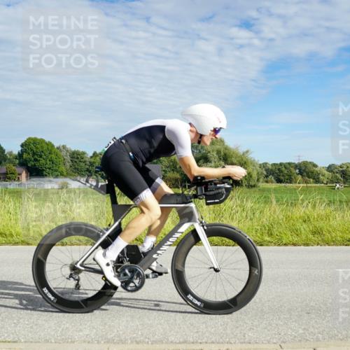 31.08.2025 - Elbe Triathlon Hamburg Michael Burmester http://msf.ph/oto/8691647 31.08.2025 10:08:50 Radfahren 446, 481, 525, 574, 639, 725, 801 meine-sportfotos.de