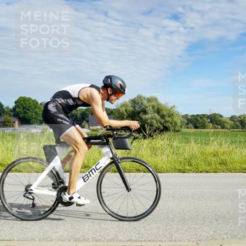 31.08.2025 - Elbe Triathlon Hamburg Michael Burmester http://msf.ph/oto/8691652 31.08.2025 10:08:59 Radfahren 405, 677 meine-sportfotos.de