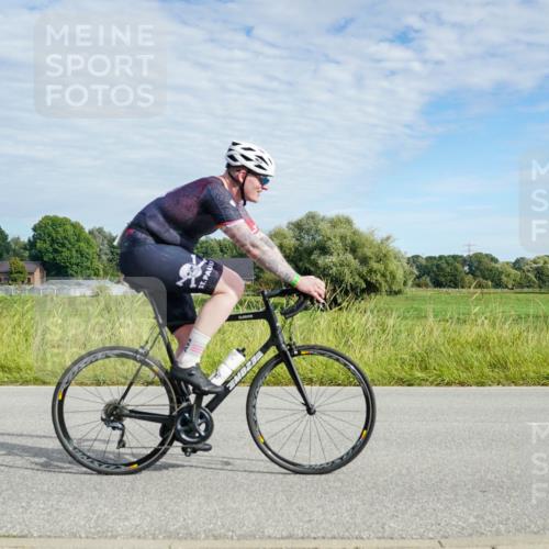 31.08.2025 - Elbe Triathlon Hamburg Michael Burmester http://msf.ph/oto/8691655 31.08.2025 10:09:22 Radfahren 391, 524 meine-sportfotos.de