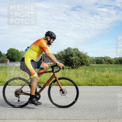 31.08.2025 - Elbe Triathlon Hamburg Michael Burmester http://msf.ph/oto/8691752 31.08.2025 10:13:07 Radfahren 500, 711, 719, 770, 884 meine-sportfotos.de