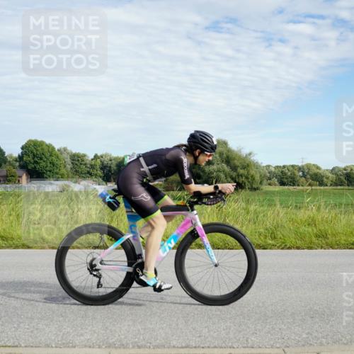 31.08.2025 - Elbe Triathlon Hamburg Michael Burmester http://msf.ph/oto/8691753 31.08.2025 10:13:11 Radfahren 500, 719, 770, 866, 884, 913 meine-sportfotos.de