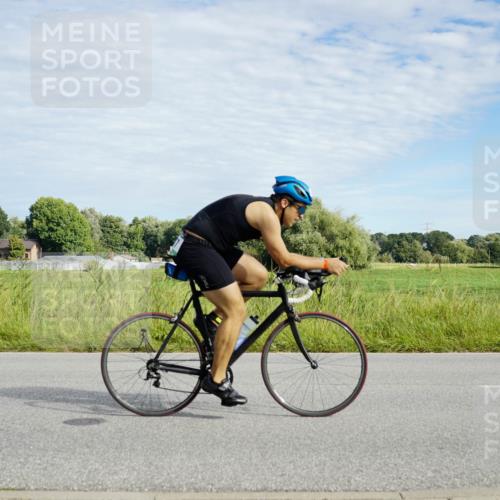 31.08.2025 - Elbe Triathlon Hamburg Michael Burmester http://msf.ph/oto/8691781 31.08.2025 10:14:06 Radfahren 607, 729, 773, 881 meine-sportfotos.de