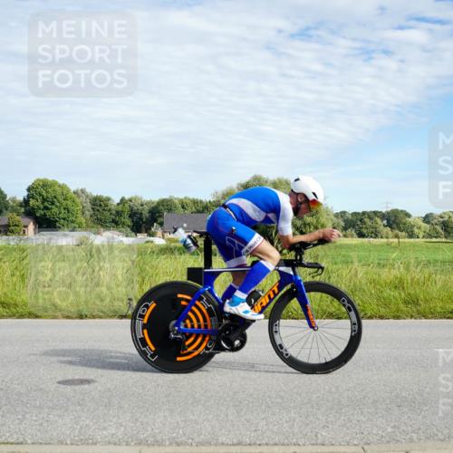31.08.2025 - Elbe Triathlon Hamburg Michael Burmester http://msf.ph/oto/8691787 31.08.2025 10:14:18 Radfahren 623, 759, 888 meine-sportfotos.de