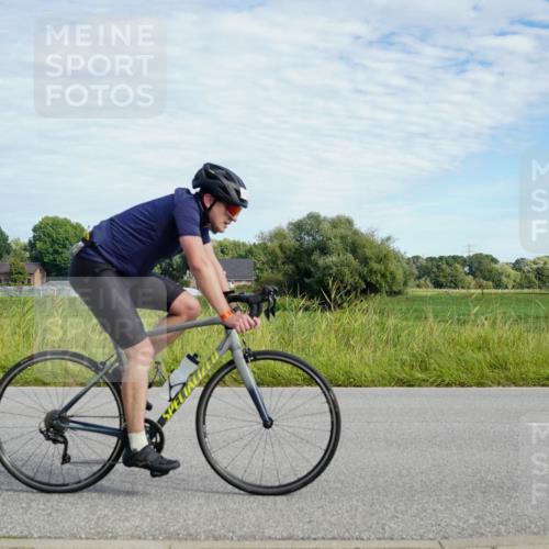 31.08.2025 - Elbe Triathlon Hamburg Michael Burmester http://msf.ph/oto/8691799 31.08.2025 10:14:52 Radfahren 615, 617, 679, 717, 800 meine-sportfotos.de
