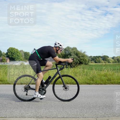 31.08.2025 - Elbe Triathlon Hamburg Michael Burmester http://msf.ph/oto/8691818 31.08.2025 10:15:41 Radfahren 579, 613, 732, 811 meine-sportfotos.de