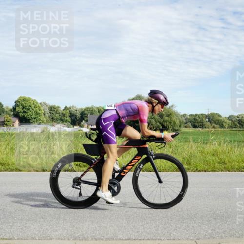 31.08.2025 - Elbe Triathlon Hamburg Michael Burmester http://msf.ph/oto/8691887 31.08.2025 10:18:31 Radfahren 918 meine-sportfotos.de