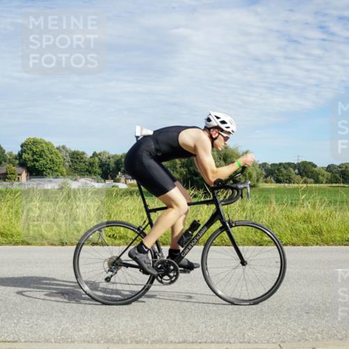 31.08.2025 - Elbe Triathlon Hamburg Michael Burmester http://msf.ph/oto/8691890 31.08.2025 10:18:46 Radfahren 778, 911, 938 meine-sportfotos.de