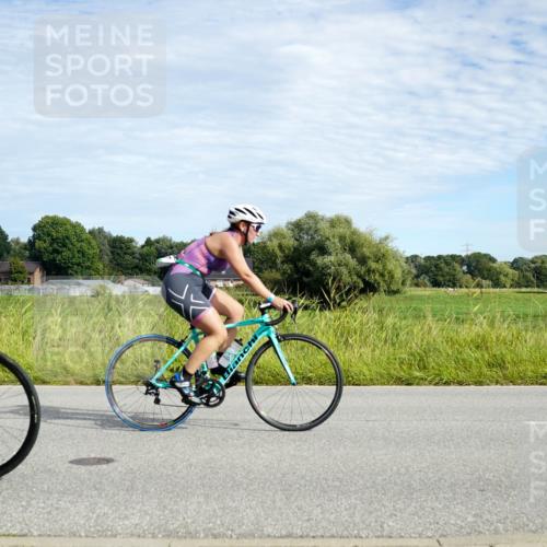 31.08.2025 - Elbe Triathlon Hamburg Michael Burmester http://msf.ph/oto/8691898 31.08.2025 10:19:10 Radfahren 487, 674, 713, 735, 777, 803, 828, 856, 930 meine-sportfotos.de