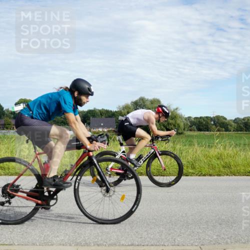 31.08.2025 - Elbe Triathlon Hamburg Michael Burmester http://msf.ph/oto/8691914 31.08.2025 10:19:36 Radfahren 760, 794, 915, 932 meine-sportfotos.de