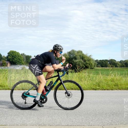 31.08.2025 - Elbe Triathlon Hamburg Michael Burmester http://msf.ph/oto/8691925 31.08.2025 10:19:57 Radfahren 609, 742, 795, 807, 903, 921 meine-sportfotos.de