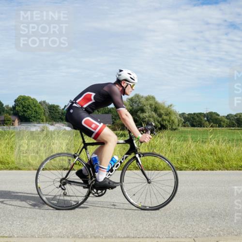 31.08.2025 - Elbe Triathlon Hamburg Michael Burmester http://msf.ph/oto/8691973 31.08.2025 10:21:36 Radfahren 736, 766, 788, 907, 933, 957, 960, 986 meine-sportfotos.de