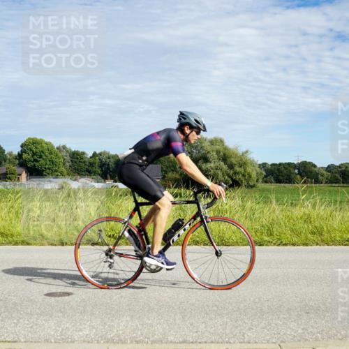31.08.2025 - Elbe Triathlon Hamburg Michael Burmester http://msf.ph/oto/8691989 31.08.2025 10:21:55 Radfahren 654, 769, 796, 810, 814, 844, 849, 953, 1001, 1024, 1030 meine-sportfotos.de
