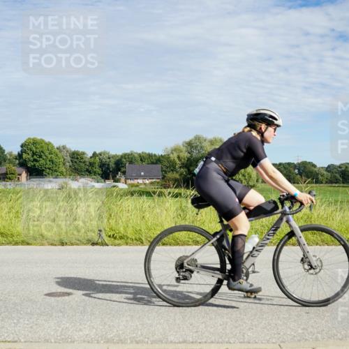 31.08.2025 - Elbe Triathlon Hamburg Michael Burmester http://msf.ph/oto/8691997 31.08.2025 10:22:01 Radfahren 413, 769, 796, 810, 814, 842, 1030, 1042, 1101 meine-sportfotos.de