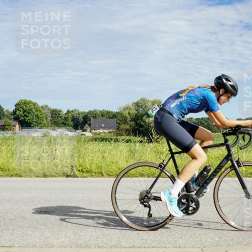 31.08.2025 - Elbe Triathlon Hamburg Michael Burmester http://msf.ph/oto/8692000 31.08.2025 10:22:03 Radfahren 413, 783, 796, 814, 842, 1030, 1042, 1081, 1101 meine-sportfotos.de