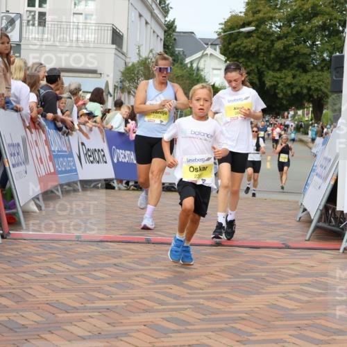 31.08.2025 - 21. Blankeneser Heldenlauf Strokosch-Dieckow http://msf.ph/oto/8692015 31.08.2025 10:25:09 Ziel 2641, 2357, 2183, 2717, 2285, 2286, 2331, 2053, 2359, 2661 meine-sportfotos.de