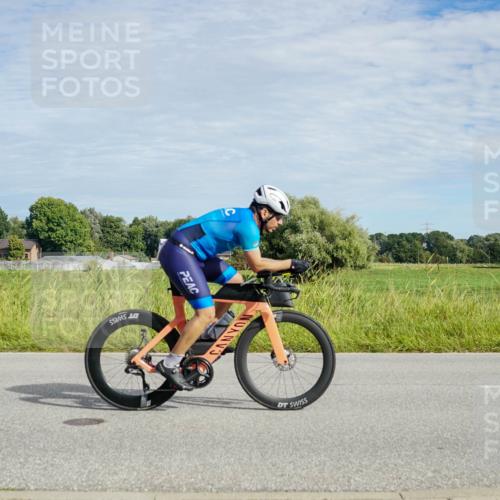 31.08.2025 - Elbe Triathlon Hamburg Michael Burmester http://msf.ph/oto/8692074 31.08.2025 10:23:47 Radfahren 818, 945, 1065, 1091, 1095, 1109 meine-sportfotos.de