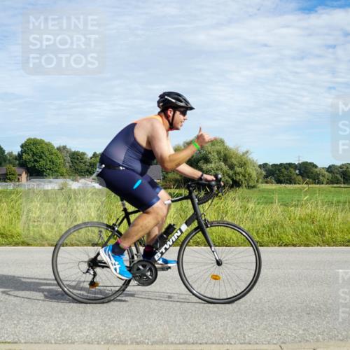 31.08.2025 - Elbe Triathlon Hamburg Michael Burmester http://msf.ph/oto/8692087 31.08.2025 10:24:07 Radfahren 752, 761, 962, 997, 1158 meine-sportfotos.de