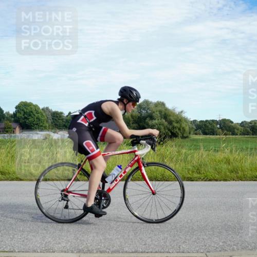 31.08.2025 - Elbe Triathlon Hamburg Michael Burmester http://msf.ph/oto/8692208 31.08.2025 10:27:56 Radfahren 779, 1089 meine-sportfotos.de