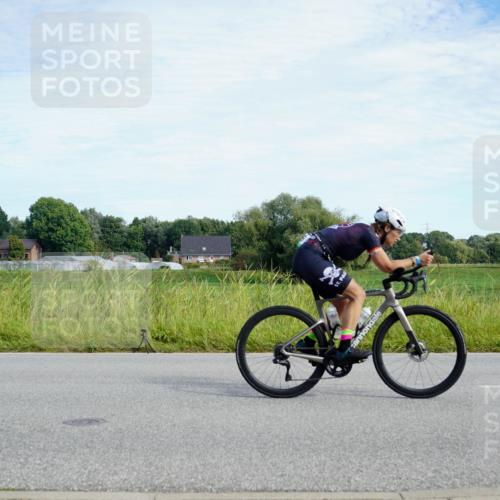 31.08.2025 - Elbe Triathlon Hamburg Michael Burmester http://msf.ph/oto/8692216 31.08.2025 10:28:15 Radfahren 799, 813, 817, 866 meine-sportfotos.de