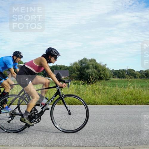 31.08.2025 - Elbe Triathlon Hamburg Michael Burmester http://msf.ph/oto/8692225 31.08.2025 10:28:37 Radfahren 748, 789, 848, 876, 913, 1123 meine-sportfotos.de